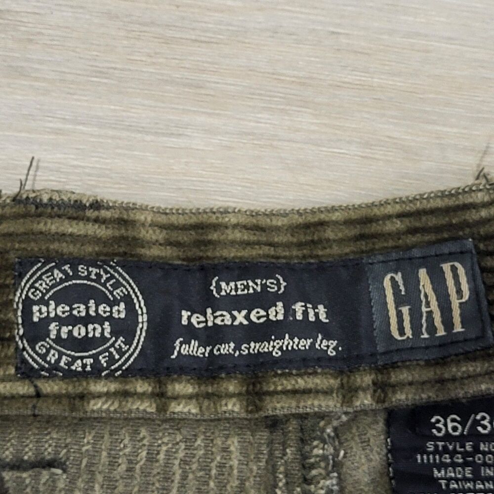 Vintage Gap Corduroy Pants Mens Size 36x34 Olive Green Pleated Relaxed Baggy Y2K - Picture 11 of 13